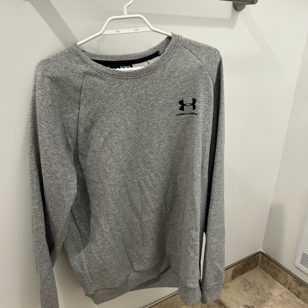 Under Armour Gray Crewneck Sweater Athletic Casual